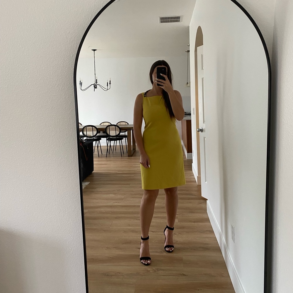 NWT! TAHARI Sylvia Dress, Yellow Safron w/ Snakeskin Print Satin Neckline,